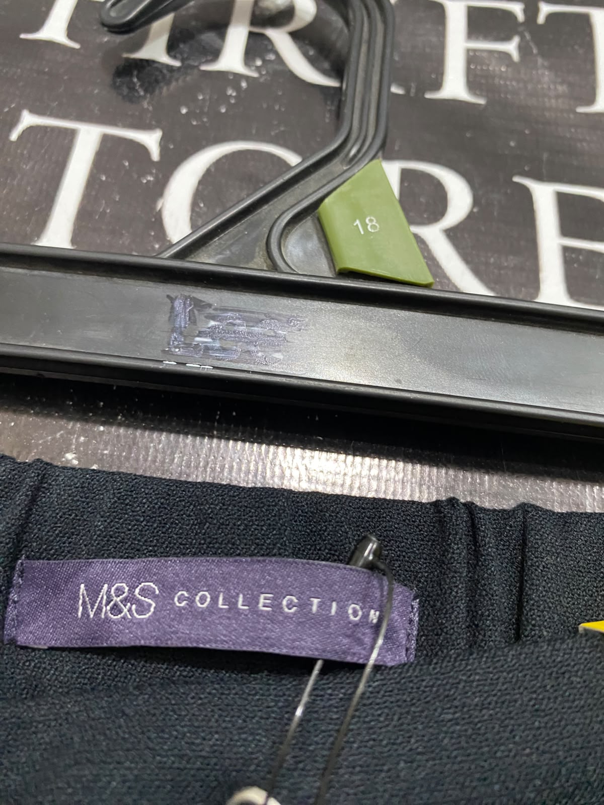 M&S |XL| WAIST 34| A67| BLACK TAPERED DRAWSTRING TROUSERS