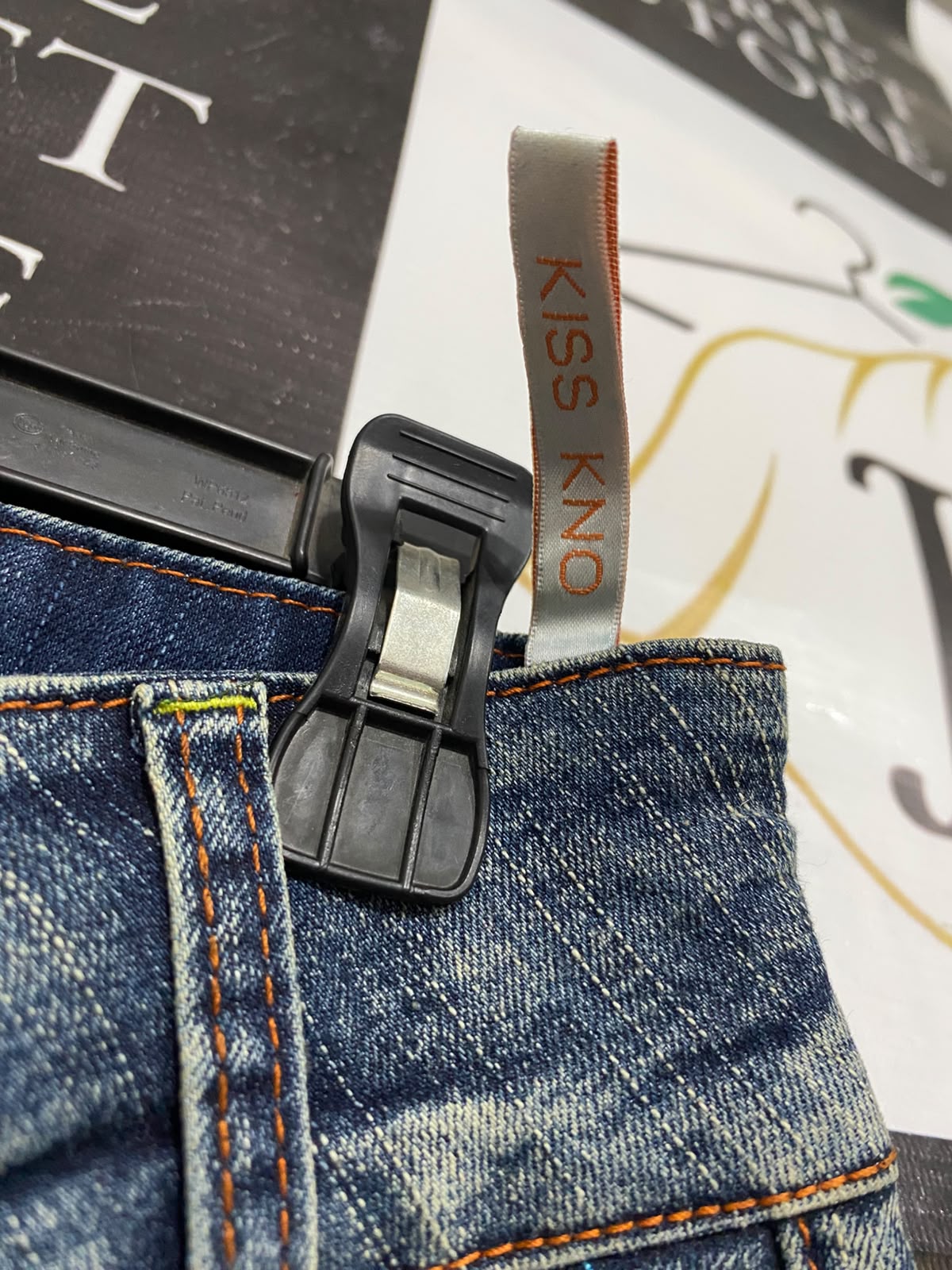 VINKNO JEANS |M| WAIST 28| A67| TAGE WASH STUDS AUR ZIP DETAIL FLARED DENIM JEANS