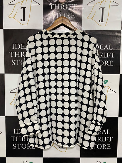 MARKS & SPENCER |XL| BUST 25| A67|  BLACK & WHITE LARGE POLKA DOT V-NECK BLOUSE
