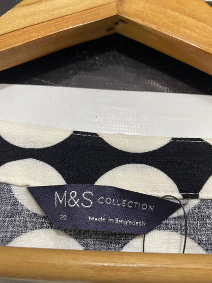 MARKS & SPENCER |XL| BUST 25| A67|  BLACK & WHITE LARGE POLKA DOT V-NECK BLOUSE