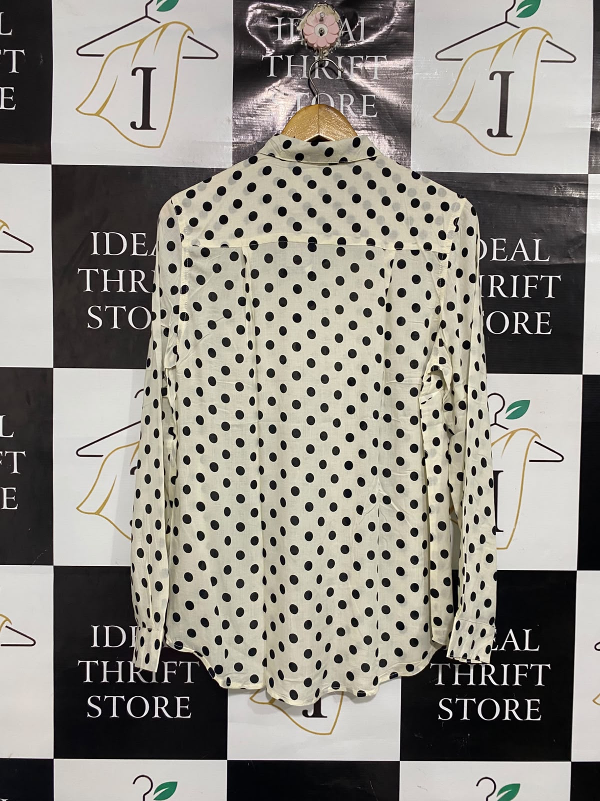 NEW LOOK |M| BUST 21| A67| CREAM & BLACK POLKA DOT BUTTON-DOWN SHIRT