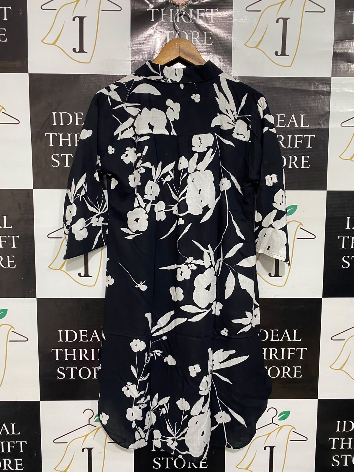 S.OLIVER |L| BUST 20| A67| BLACK & WHITE FLORAL PRINT BUTTON-DOWN SHIRT DRESS