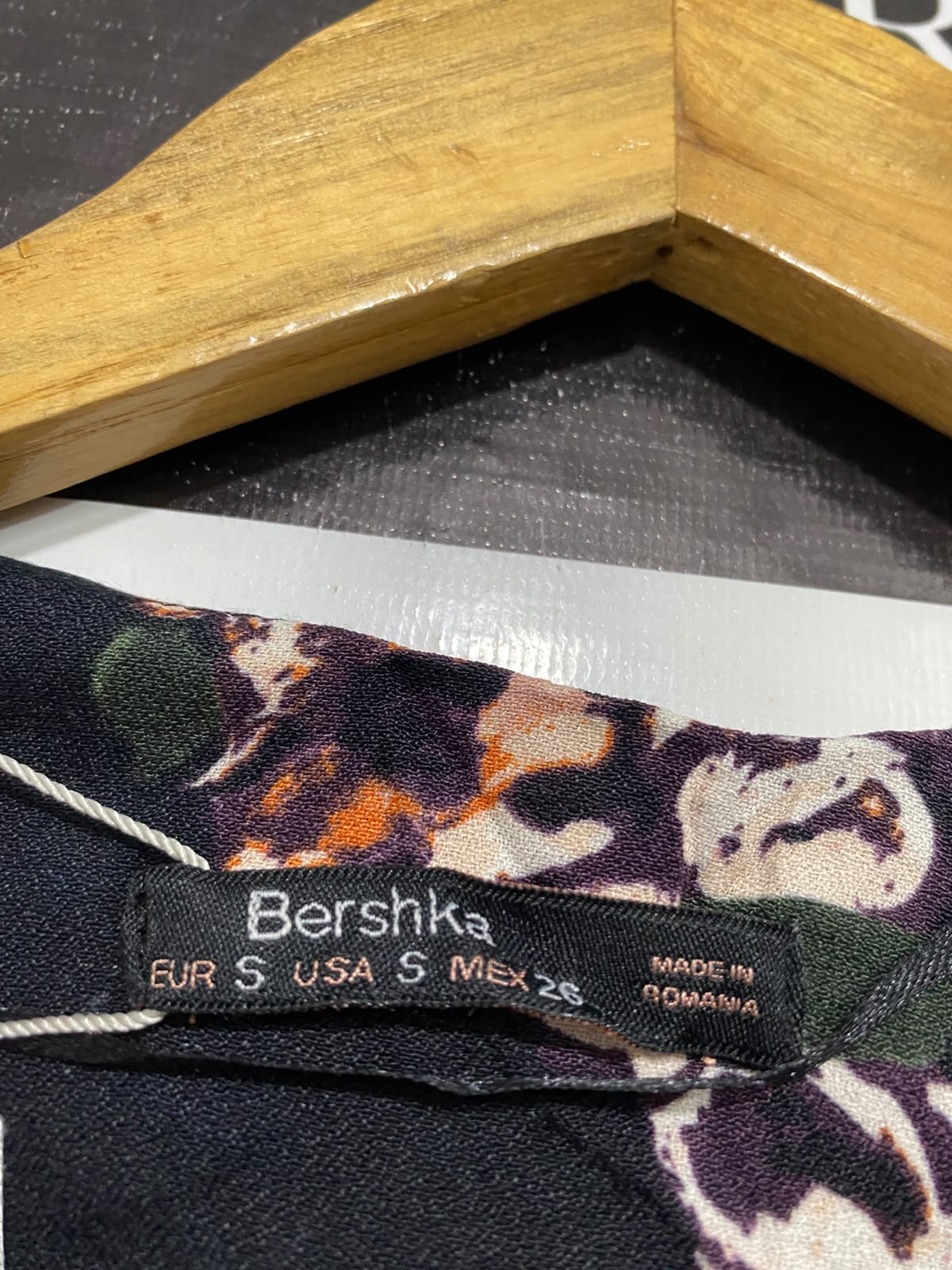 BERSHKA |S| BUST 19| A68|  BLACK & BLUSH FLORAL OPEN-FRONT CARDIGAN KIMONO