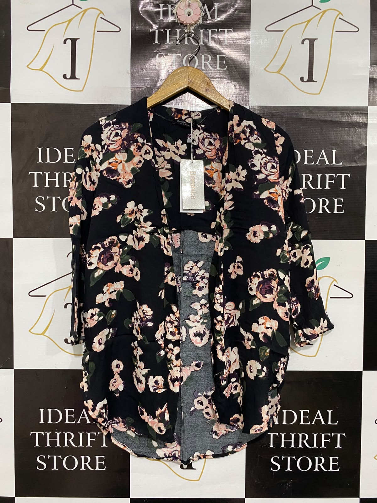 BERSHKA |S| BUST 19| A68|  BLACK & BLUSH FLORAL OPEN-FRONT CARDIGAN KIMONO
