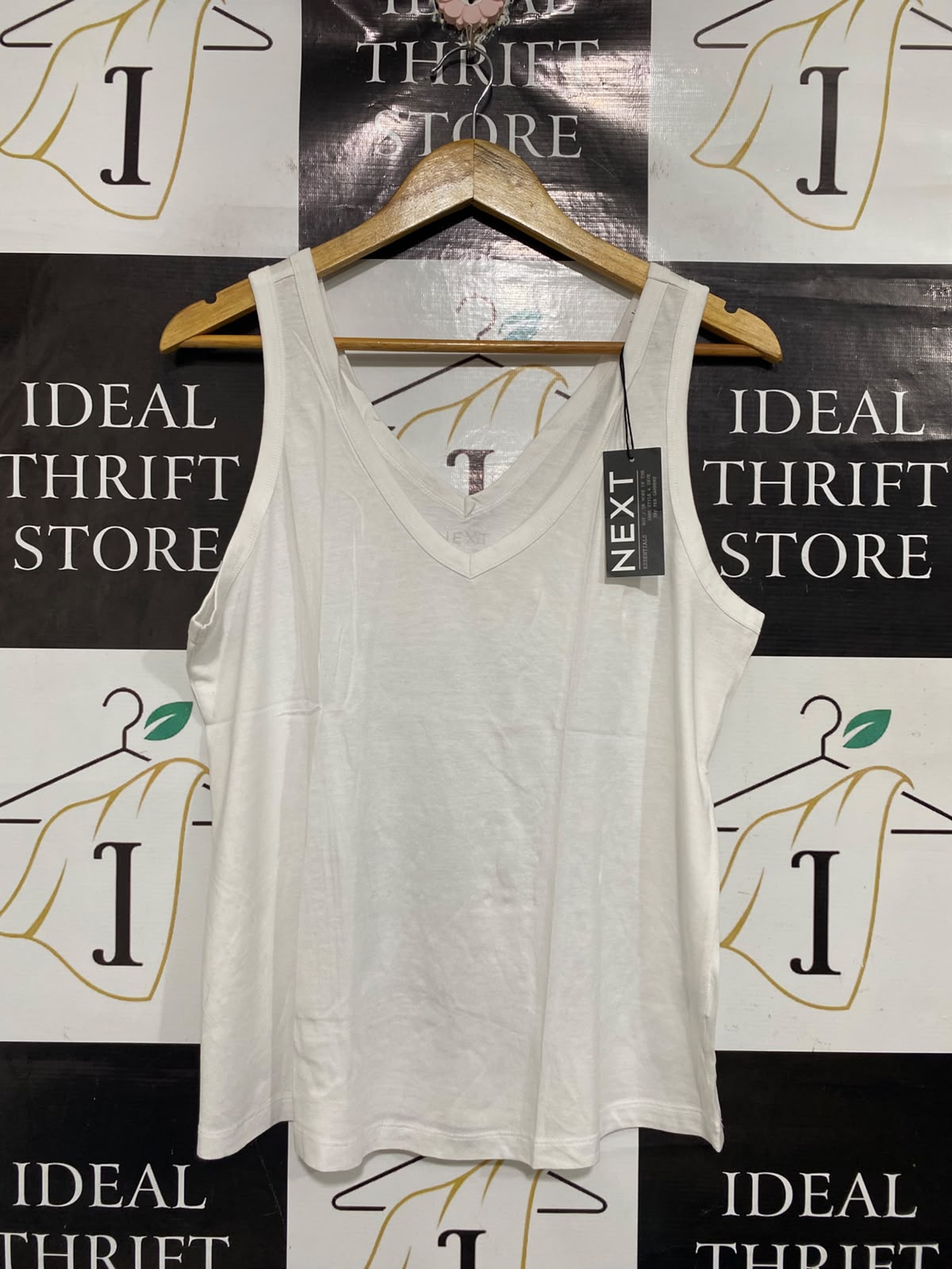 NEXT |M| BUST 19| A67| WHITE V-NECK ESSENTIAL TANK TOP