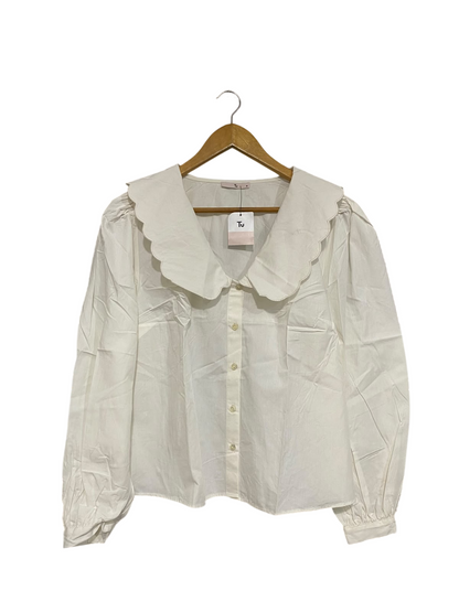 TU CLOTHING |M| BUST 22| A68| WHITE OVERSIZED SCALLOP COLLAR BLOUSE