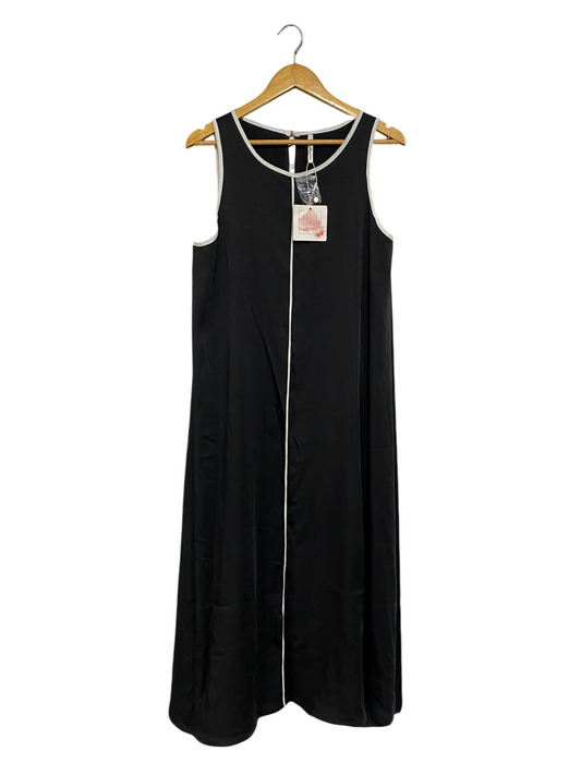 SPICY SUGAR |XL| BUST 22| A68| BLACK SLEEVELESS MAXI DRESS WITH WHITE PIPING