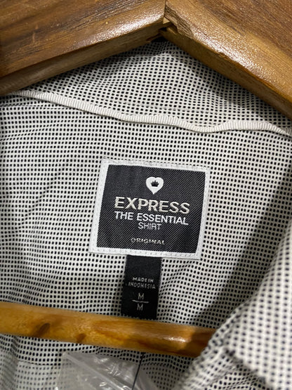 EXPRESS |M| BUST 18| A68| GREY & WHITE CHECKED FITTED LONG SLEEVE BUTTON-DOWN SHIRT