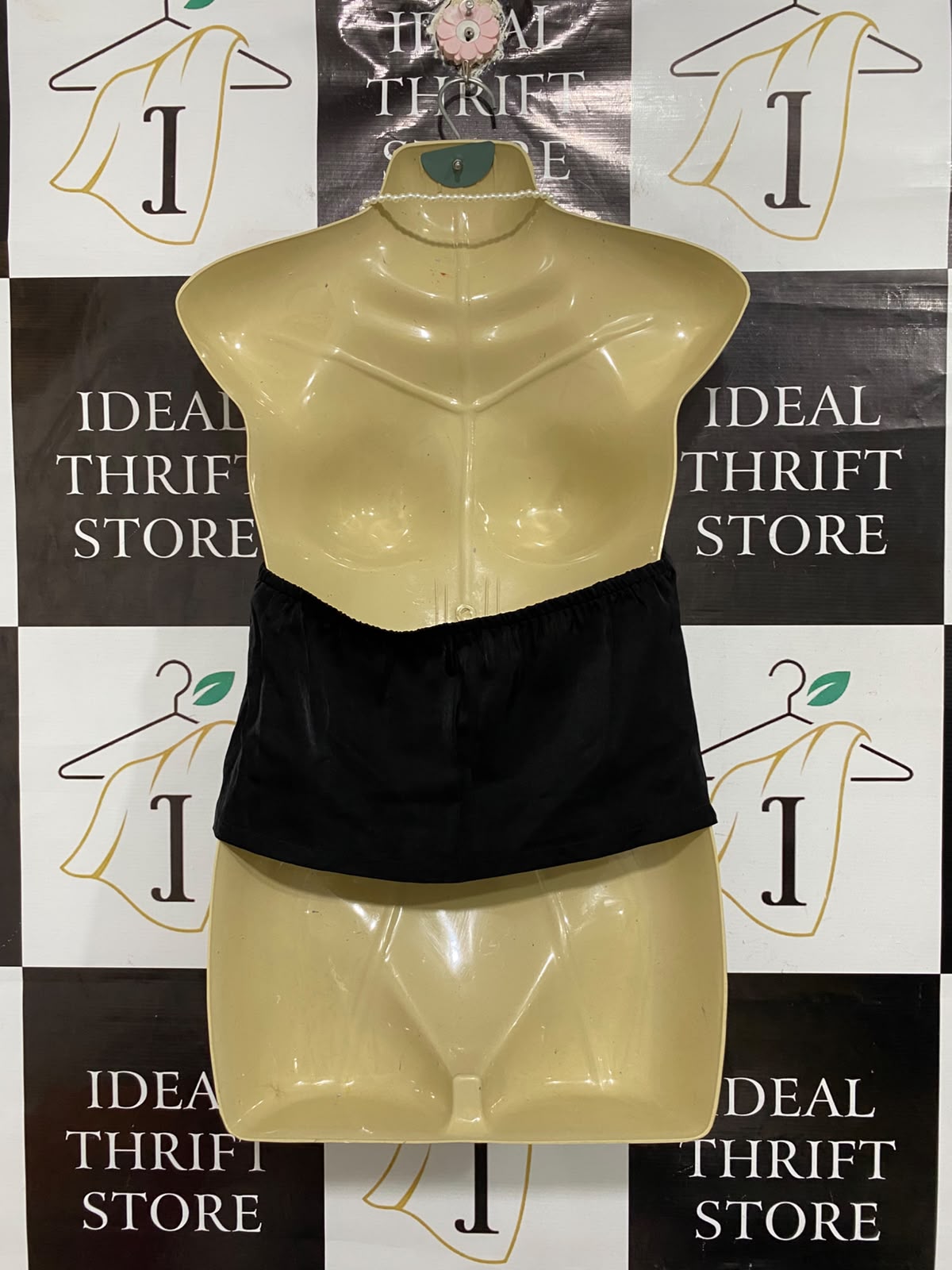 ZAFUL |M| BUST 16| A68| BLACK SATIN PEARL STRAP HALTER CAMI TOP