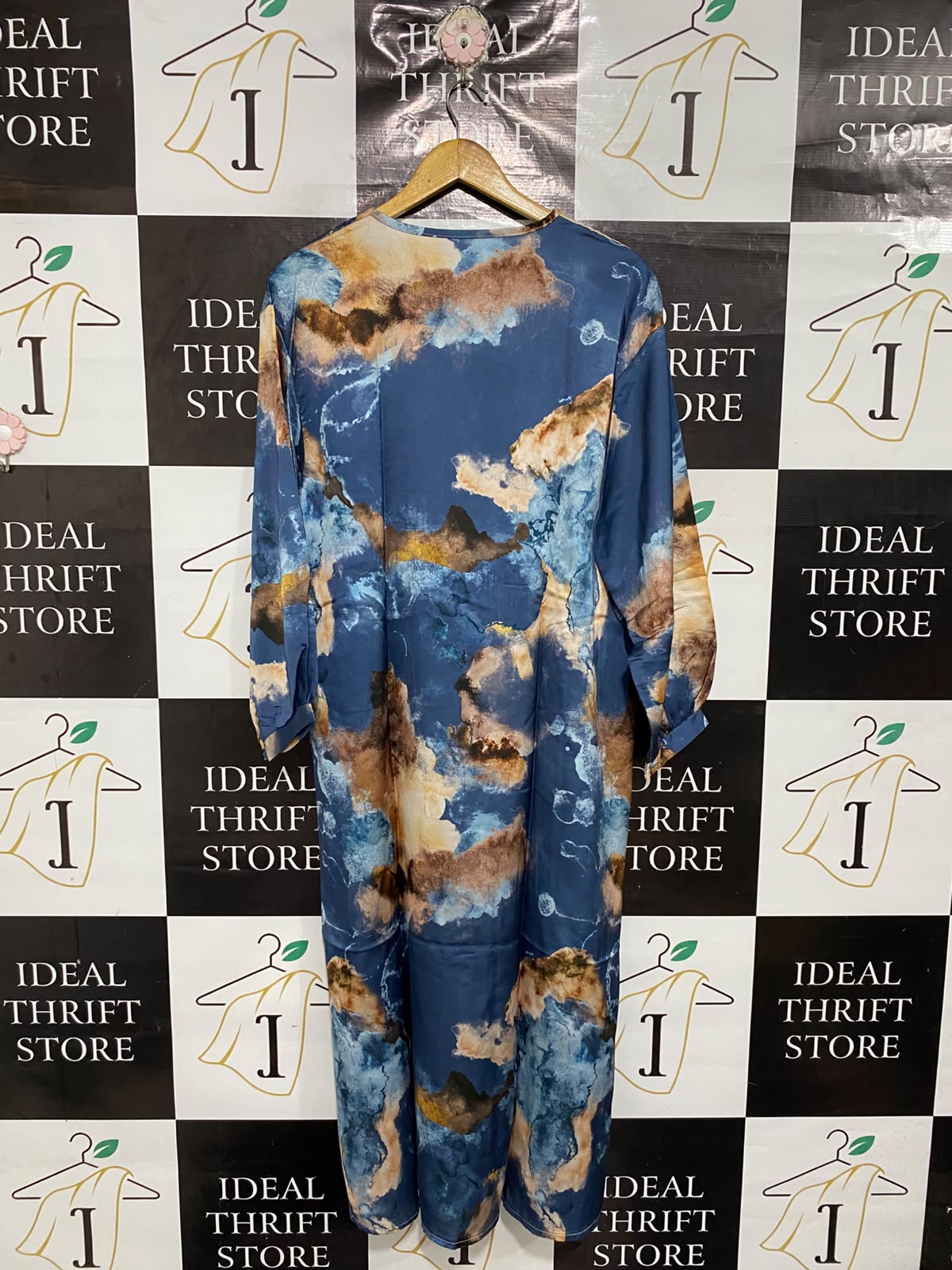 |XL| BUST 23| A68| BLUE ABSTRACT PRINT SATIN BUTTON-FRONT MAXI DRESS