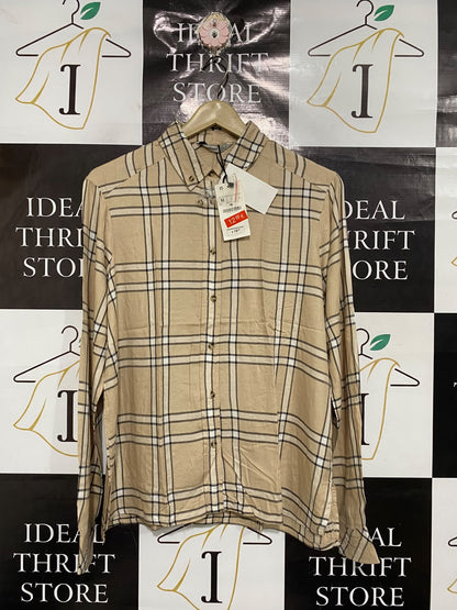 STRADIVARIUS |M| BUST 22| A68|  BEIGE CHECKERED BUTTON-DOWN SHIRT