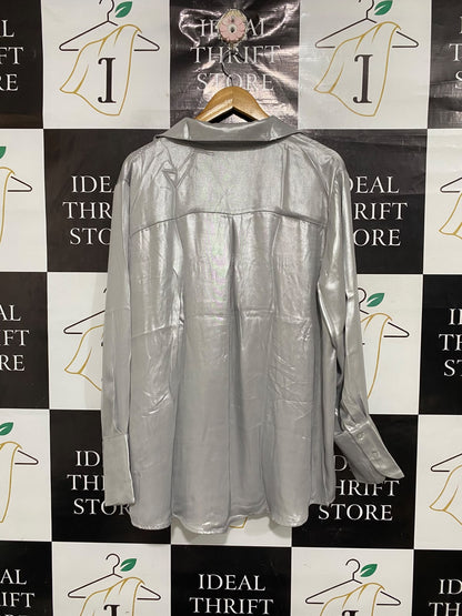WORTHINGTON |XL| BUST 25| A68| SILVER METALLIC SATIN BUTTON-DOWN SHIRT