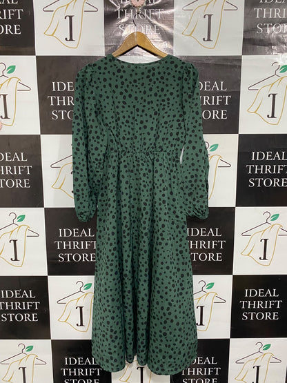 SHEIN |S| BUST 17| A68| EMERALD GREEN SPOTTED PRINT V-NECK MAXI DRESS