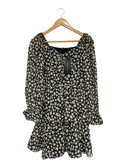 TRENDYOL |S| BUST 16| A69|  BLACK & WHITE FLORAL TIERED MINI DRESS