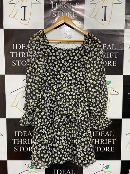 TRENDYOL |S| BUST 16| A69|  BLACK & WHITE FLORAL TIERED MINI DRESS