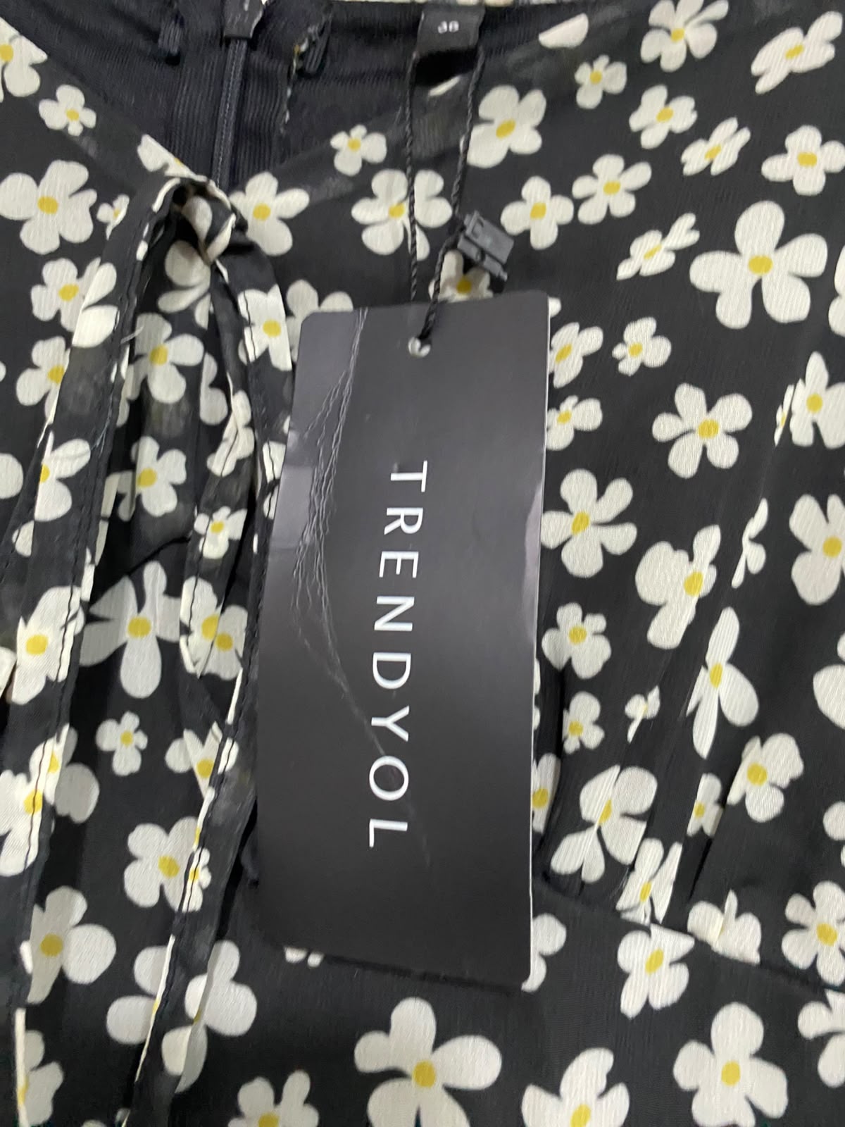 TRENDYOL |S| BUST 16| A69|  BLACK & WHITE FLORAL TIERED MINI DRESS
