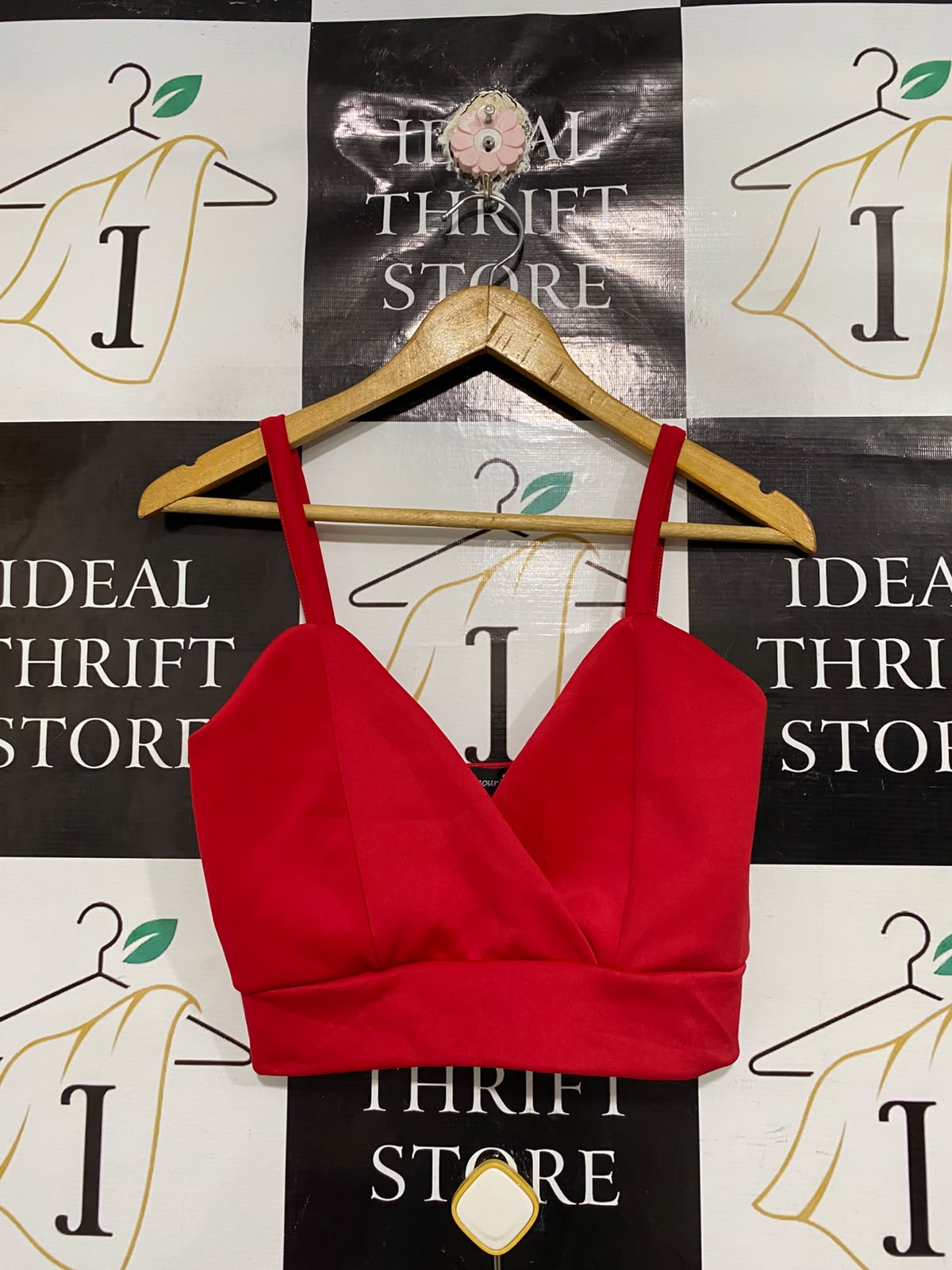 GLAMOUR BABE |XS| BUST 15| A69| RED V-NECK CROSSOVER STRAPPY CROP TOP