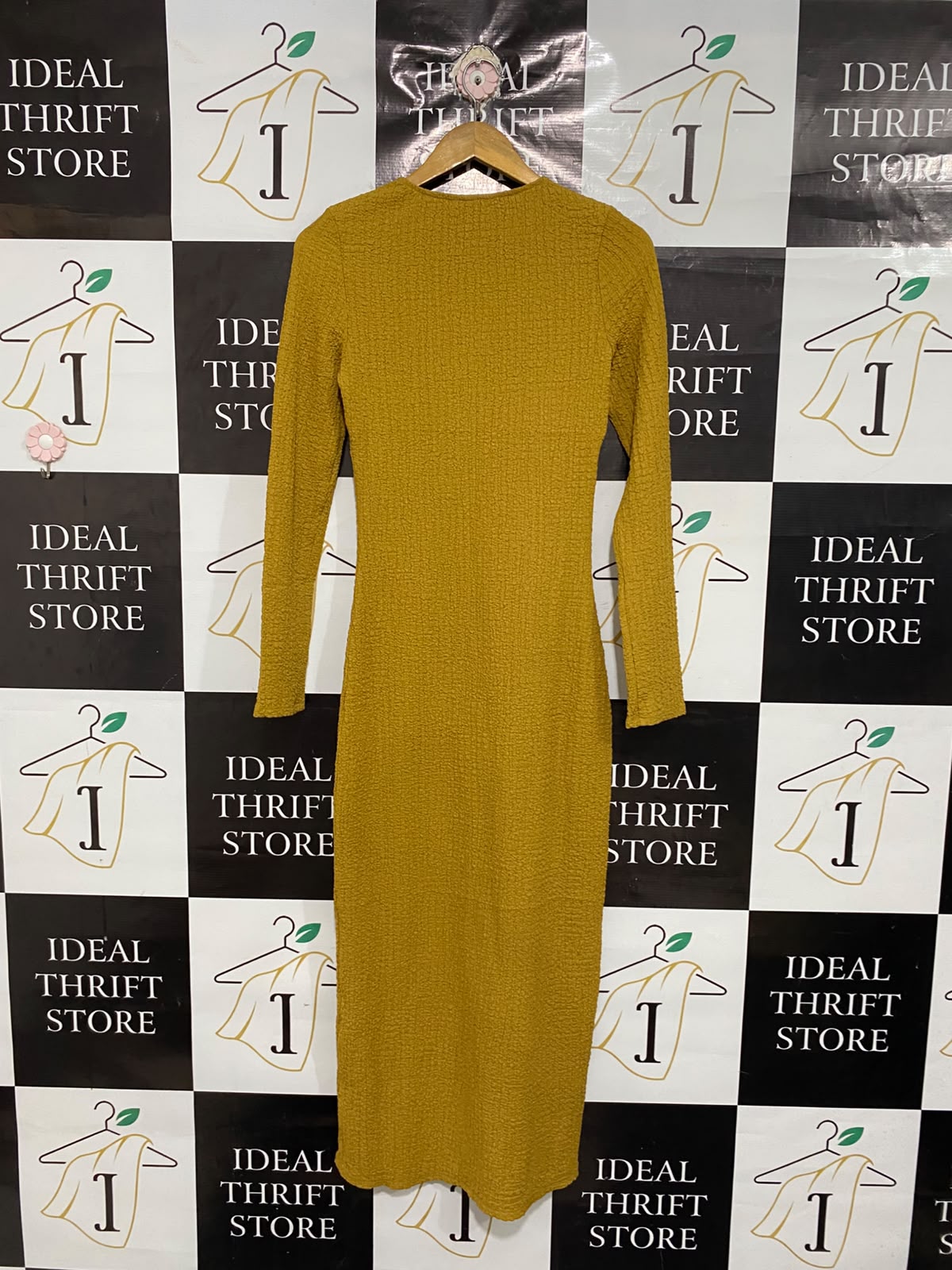 H&M |XS| BUST 15| A69| MUSTARD YELLOW TEXTURED CRINKLE LONG-SLEEVE MIDI DRESS