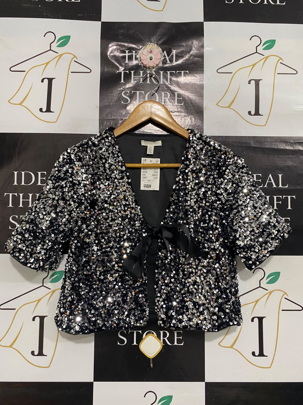 H&M |S| BUST 19| A68| BLACK METALLIC SILVER SEQUIN TIE-FRONT CROP JACKET