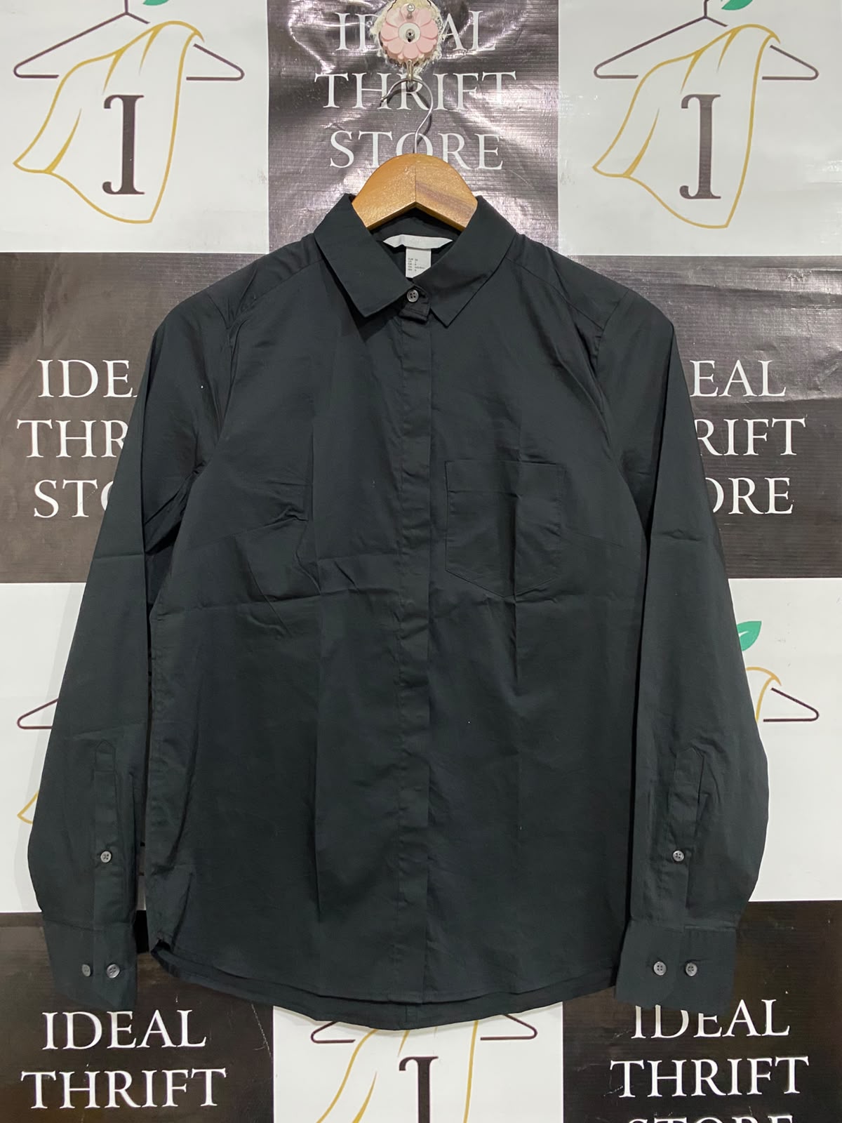 H&M |S| BUST 19| A68| BLACK CLASSIC BUTTON-DOWN COTTON SHIRT