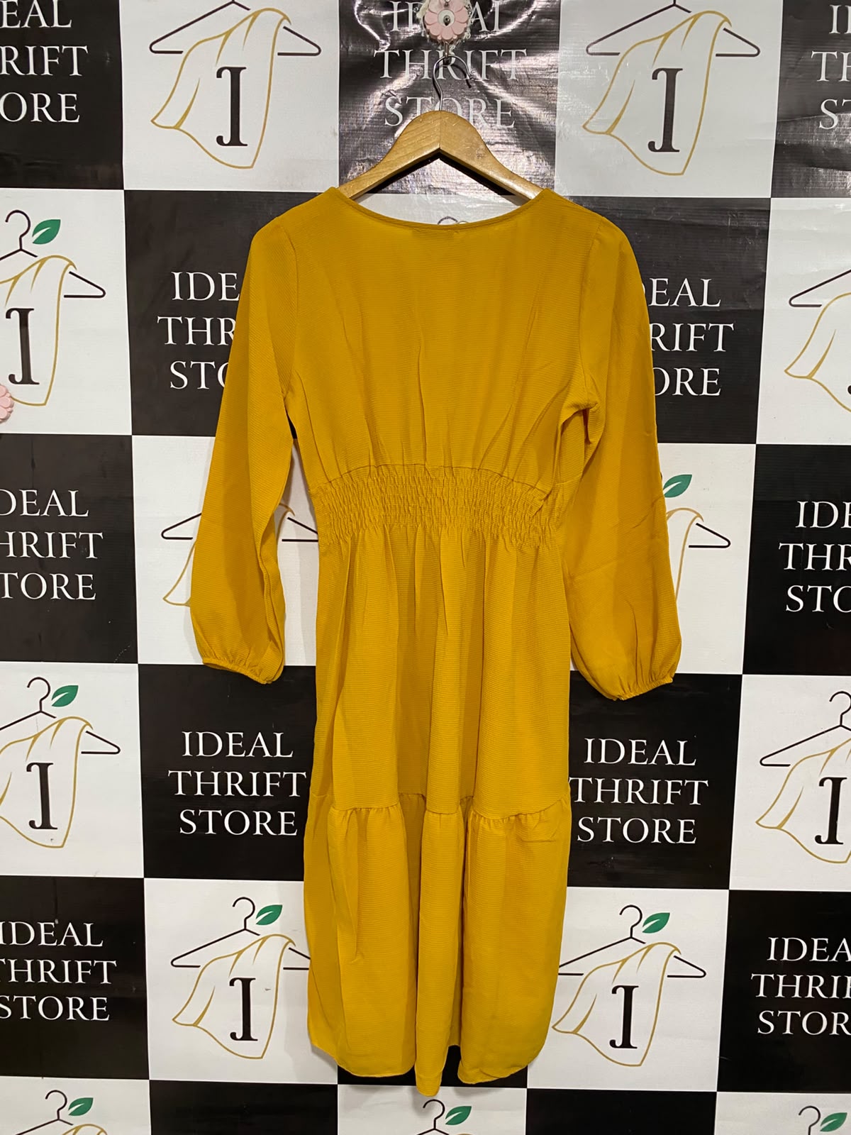 BOOHOO |L| BUST 19| A68| MUSTARD YELLOW BUTTON-FRONT TIERED MIDI DRESS