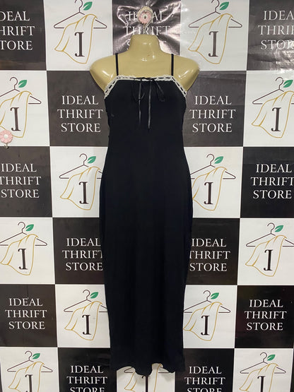 ALLY |M| BUST 15| A70| BLACK LACE-TRIMMED CAMI MAXI DRESS