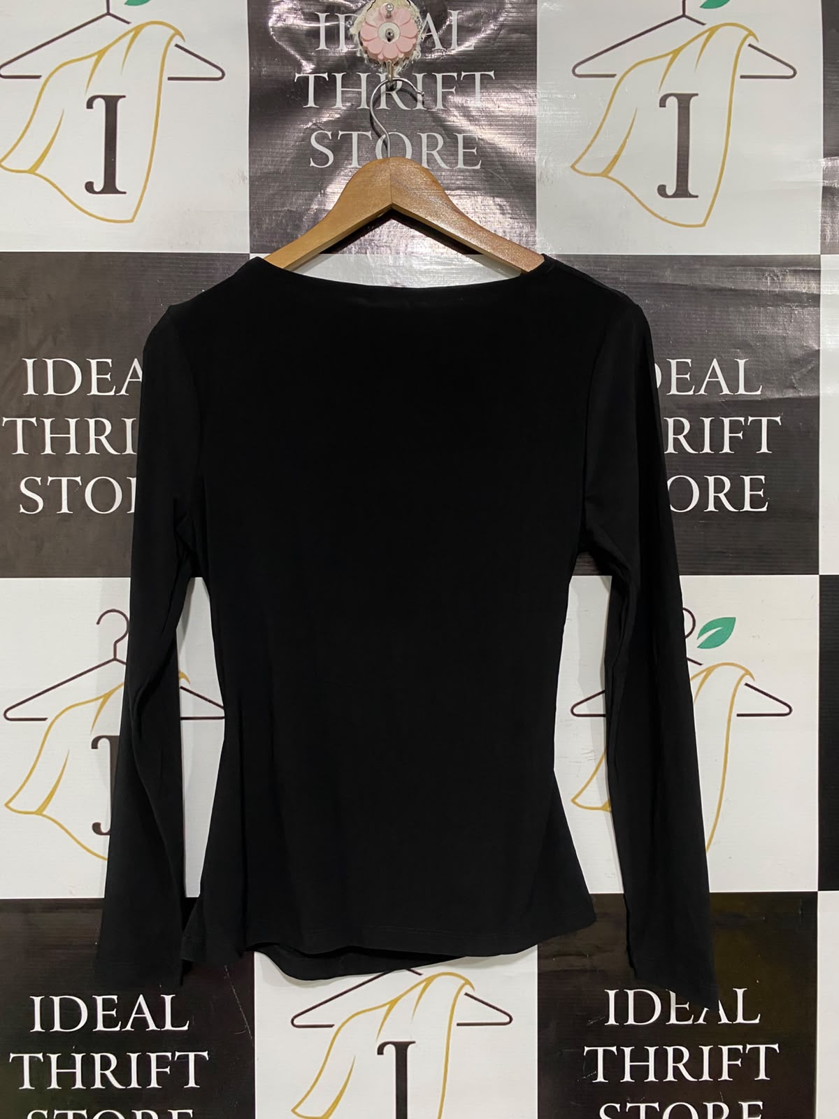 PAPAYA |M| BUST 17| A69|  BLACK DRAPED COWL-NECK LONG-SLEEVE TOP