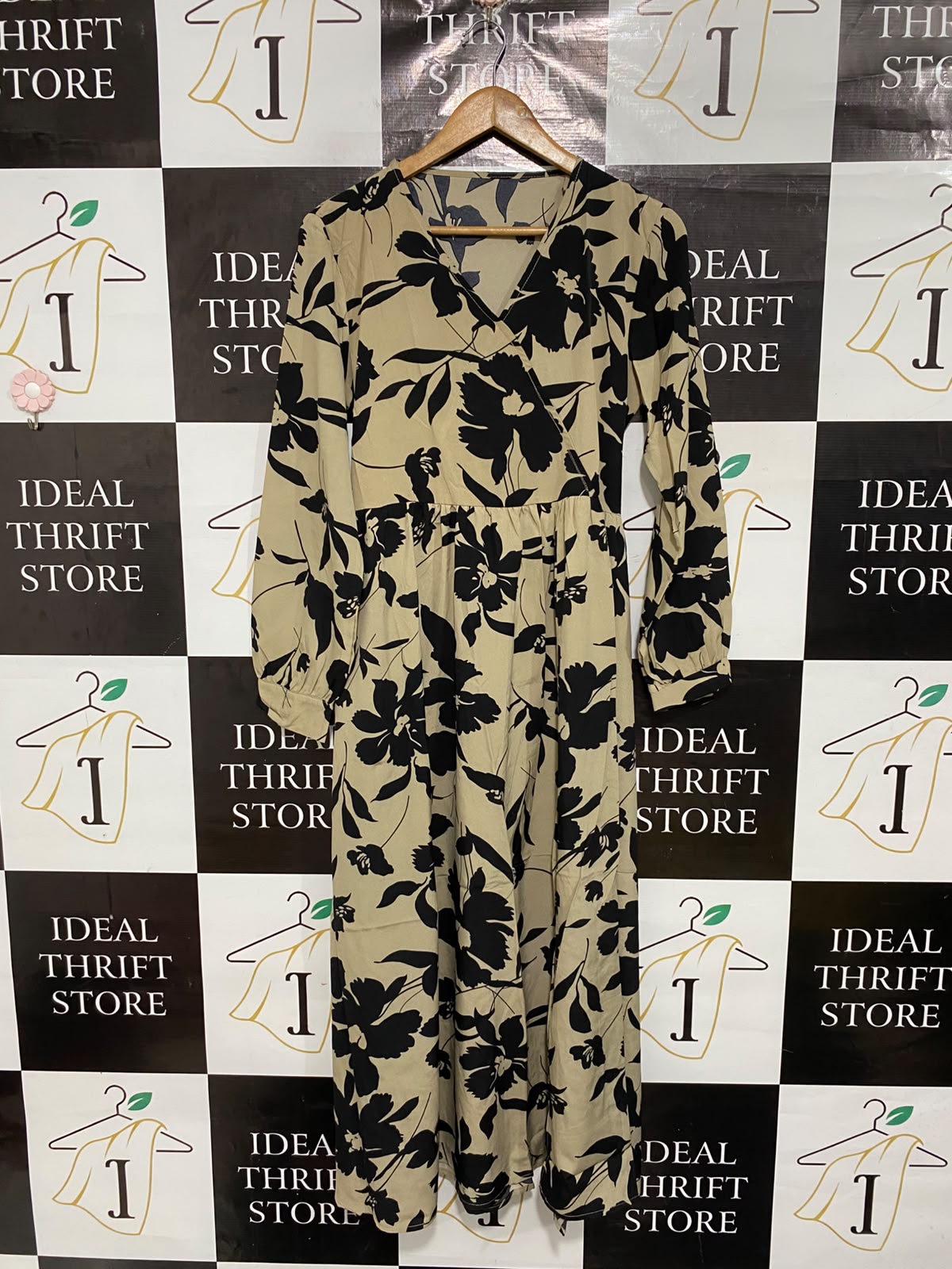 SHEIN |M| BUST 20| A69| BEIGE & BLACK FLORAL WRAP MIDI DRESS