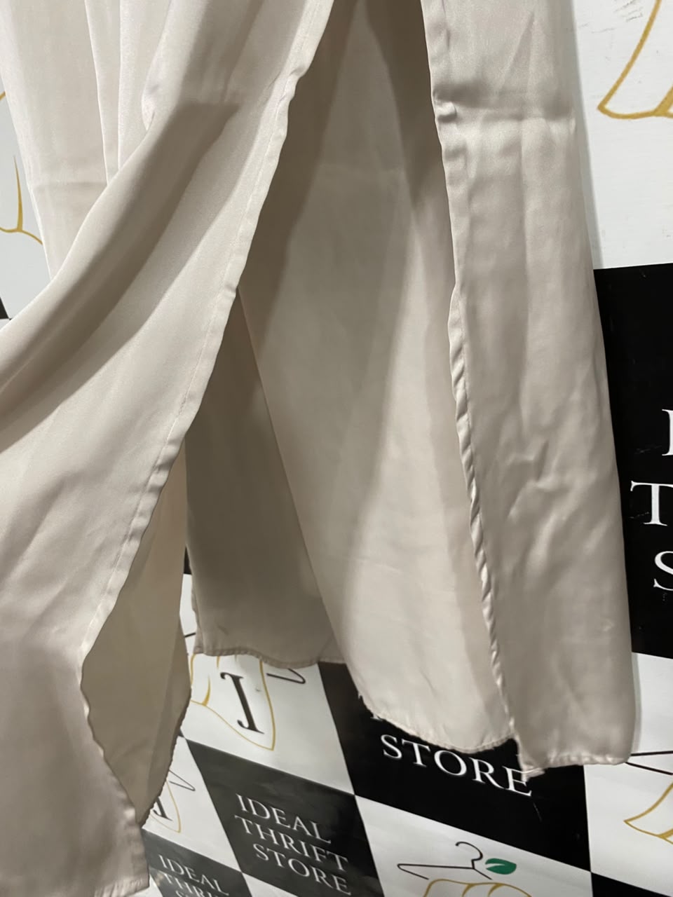 H&M |S| WAIST 26| A69| BEIGE SATIN DRAWSTRING MIDI SKIRT