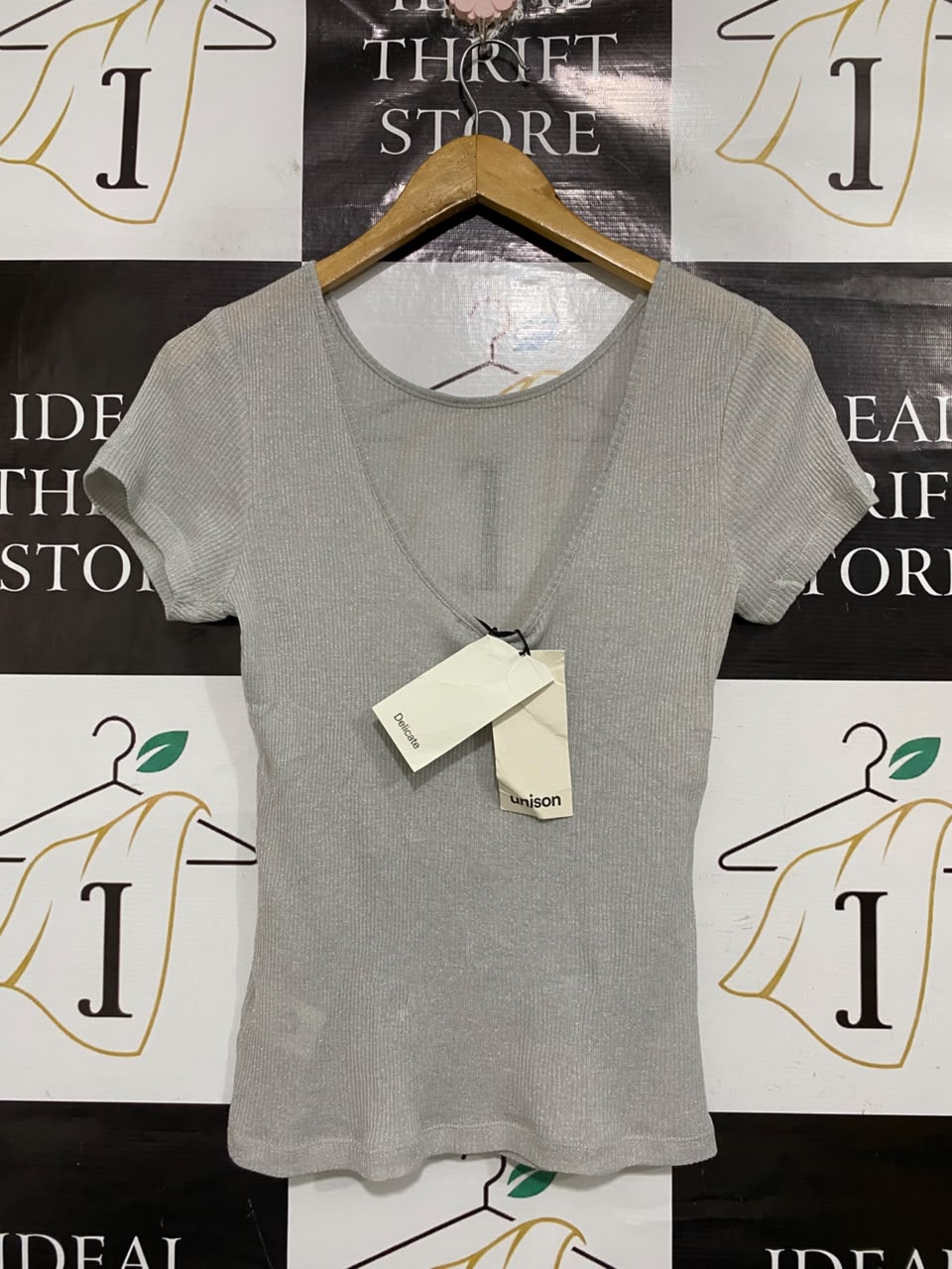 UNISON |XS| BUST 15| A69| GREY METALLIC SHIMMER RIBBED T-SHIRT