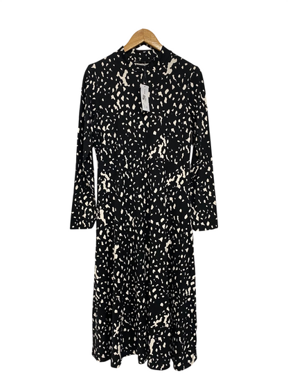 GEORGE |M| BUST 18 | A70|  BLACK & WHITE PRINTED HIGH-NECK MIDI DRESS