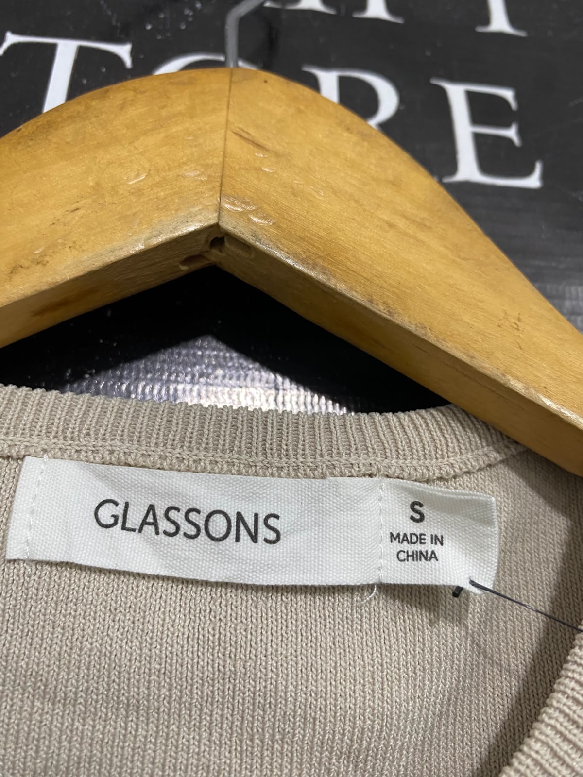 GLASSONS |S| BUST 11| A70|  BEIGE BUTTON-DOWN SHORT-SLEEVE KNIT CARDIGAN TOP