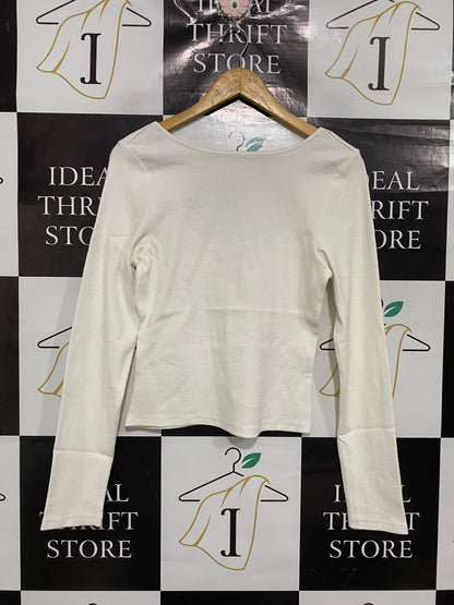AÉRÉ |S| BUST 16| A70| WHITE SCOOP-NECK LONG-SLEEVE KNIT TOP
