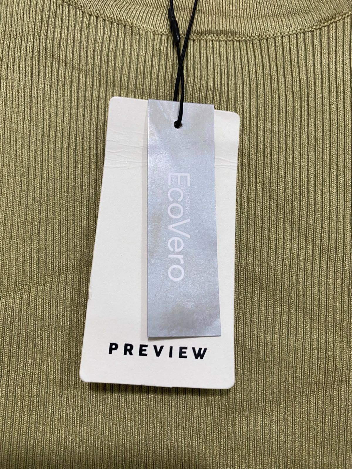 PREVIEW |M| BUST 16| A70| SAGE GREEN RIBBED CREW-NECK SLEEVELESS KNIT TOP