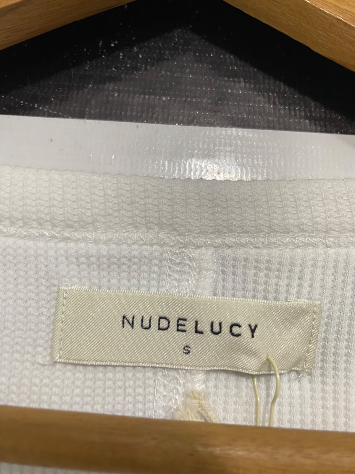 NUDE LUCY |S| BUST 13| A70| WHITE SCOOP-NECK RIBBED LONG-SLEEVE BODYSUIT