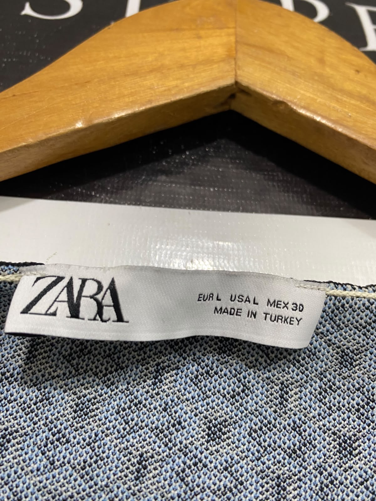 ZARA  | L| BUST 19| A70| BLUE GEOMETRIC PRINT CROP CARDIGAN