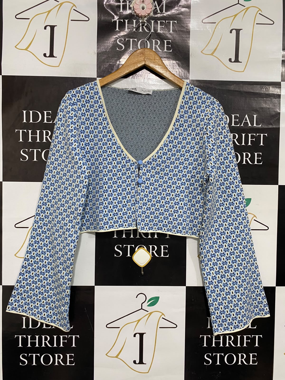 ZARA  | L| BUST 19| A70| BLUE GEOMETRIC PRINT CROP CARDIGAN