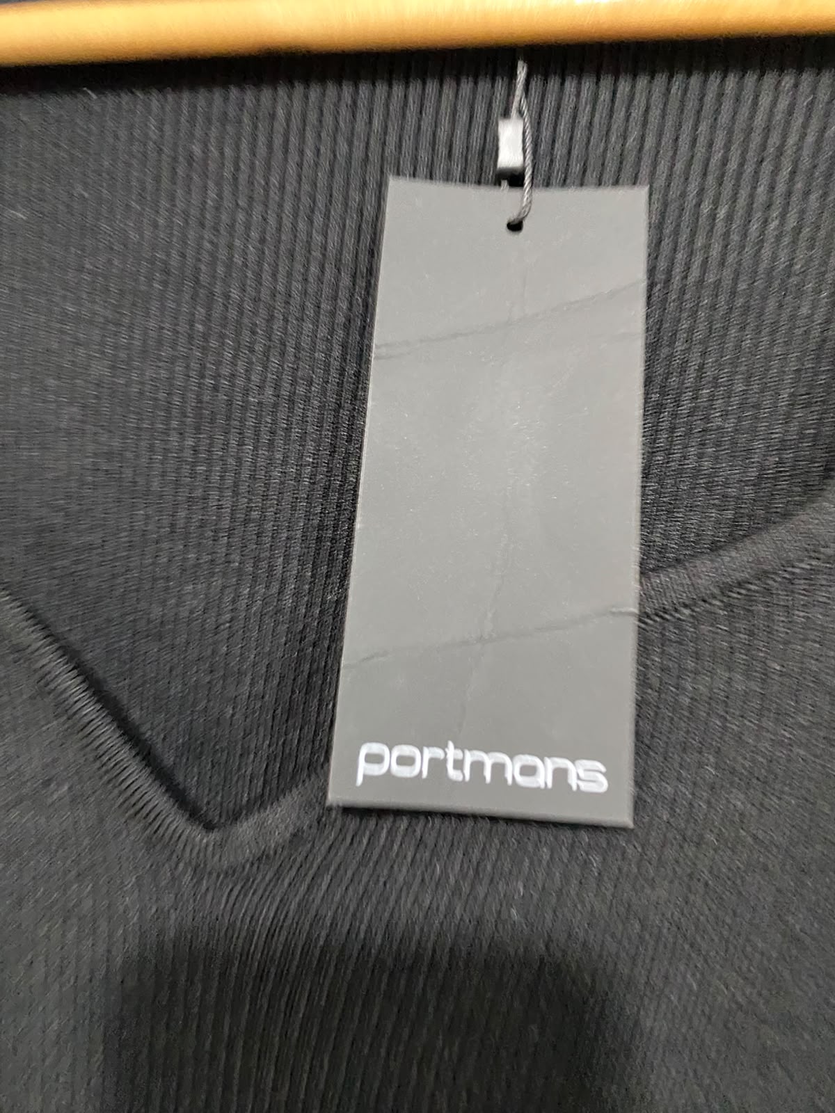 PORTMANS |M | BUST 17 | A70|  BLACK SWEETHEART NECK RIBBED LONG-SLEEVE TOP