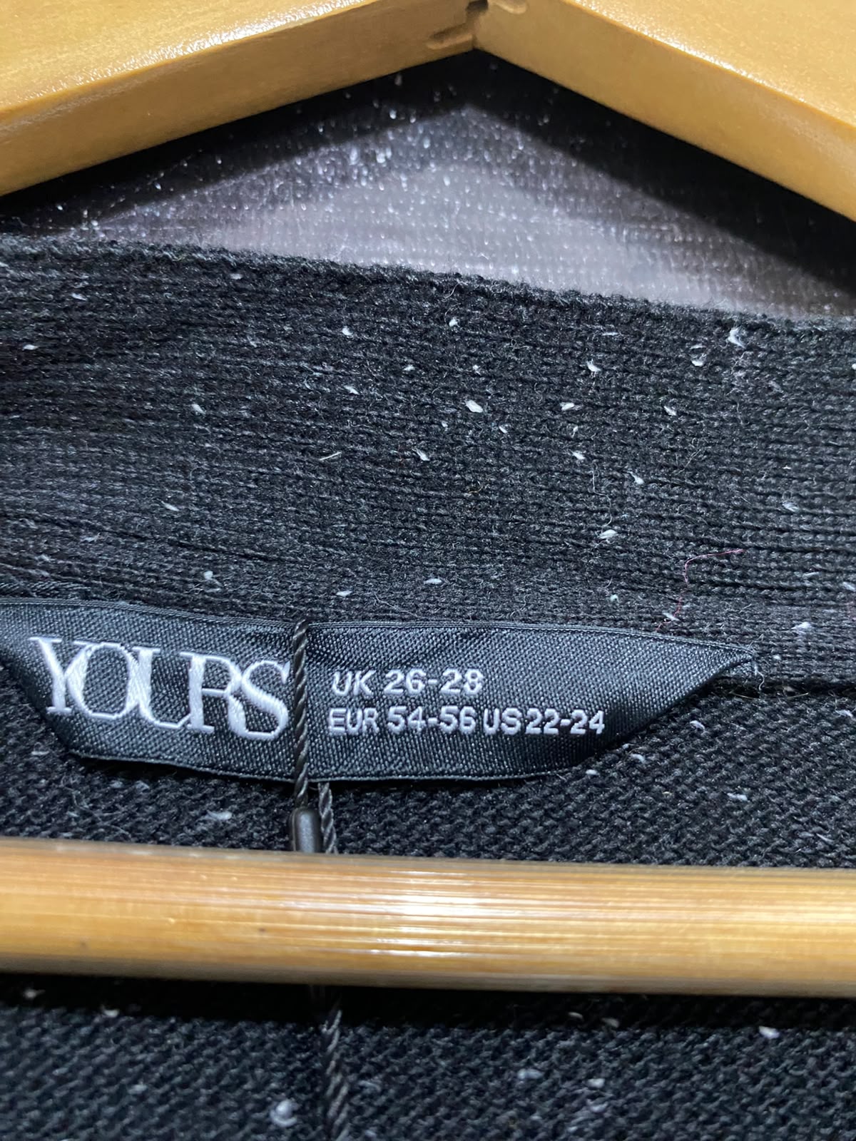 YOURS | L| BUST 30 | A70|  PLUS-SIZE BLACK SPECKLED V-NECK KNIT CARDIGAN