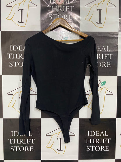 ATMOS&HERE  | M| BUST 17 | A70| BLACK RIBBED HENLEY LONG-SLEEVE BODYSUIT