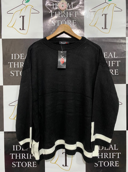 XISS |L| BUST 26  |A71 |  BLACK & WHITE CONTRAST STRIPE KNIT SWEATER
