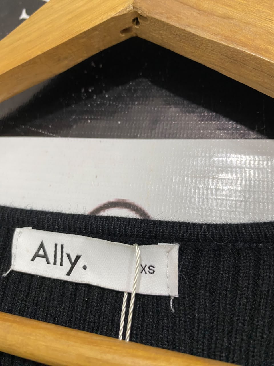 ALLY.  |XS | BUST 12| A71 | BLACK RIBBED SWEETHEART NECKLINE LONG-SLEEVE KNIT DRESS