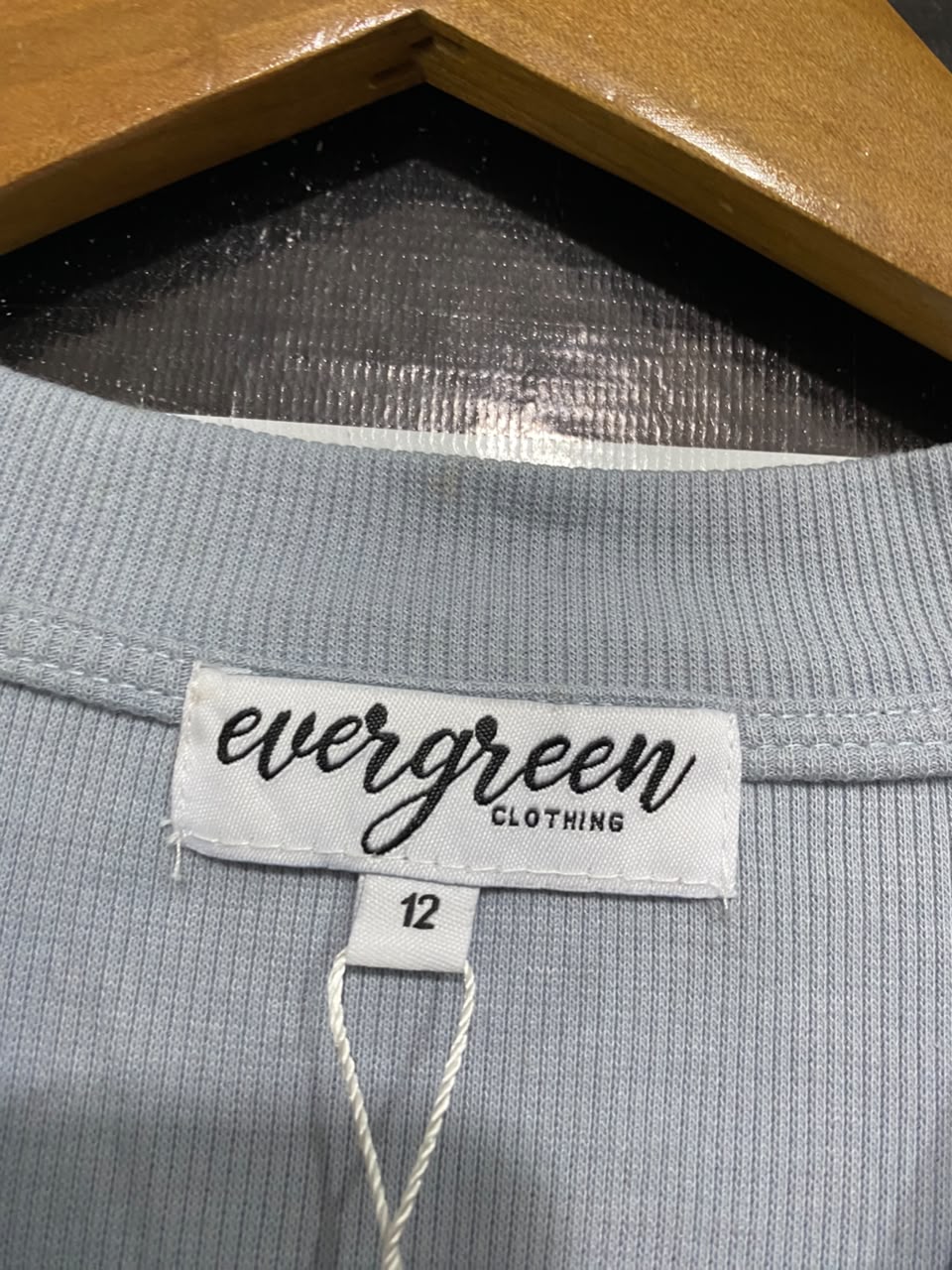 EVERGREEN  |M | BUST 17 | A71 | CLOTHING LIGHT BLUE RIBBED V-NECK HENLEY LONG-SLEEVE TOP