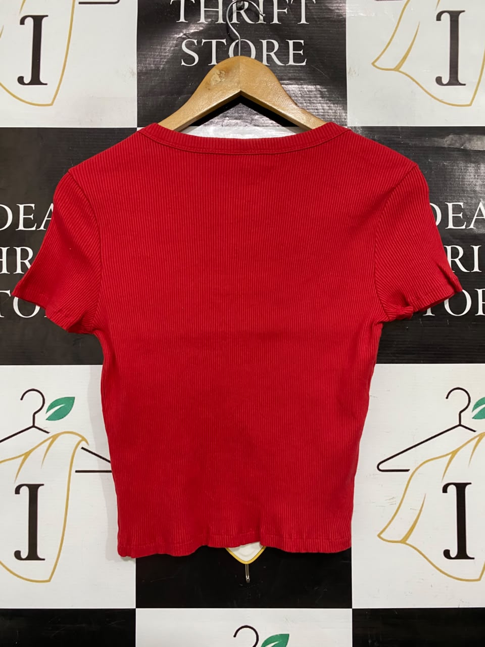 ANKO | M| BUST 15| A70 |  RED RIBBED SCOOP-NECK SHORT-SLEEVE TOP