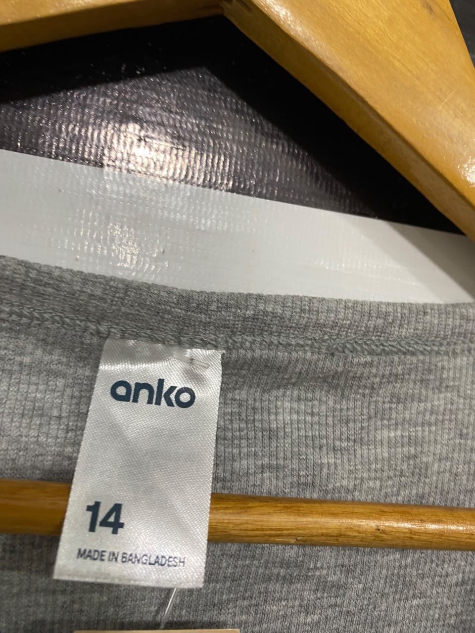 ANKO  |M | BUST 17| A70 | GREY RIBBED SCOOP-NECK CROP LONG-SLEEVE TOP