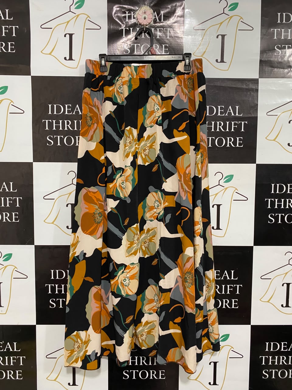 |XL |  WAIST 30 | A70 | BOLD FLORAL PRINT BLACK & MUSTARD MAXI SKIRT