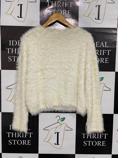 ZARA |M | BUST 22 |A72|   OFF-WHITE FUZZY KNIT LONG-SLEEVE SWEATER