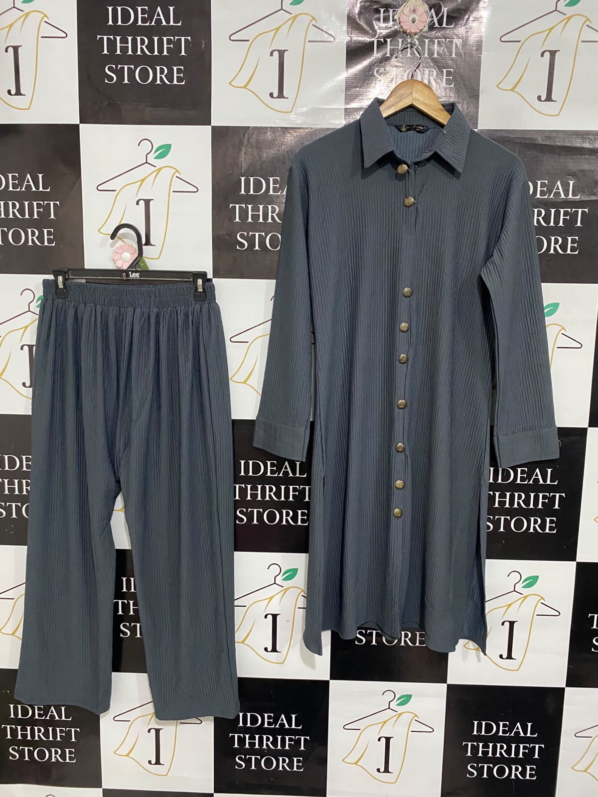 A.J. CREATION |L |A72|   GREY PLEATED 2-PIECE TUNIC & PANTS SET