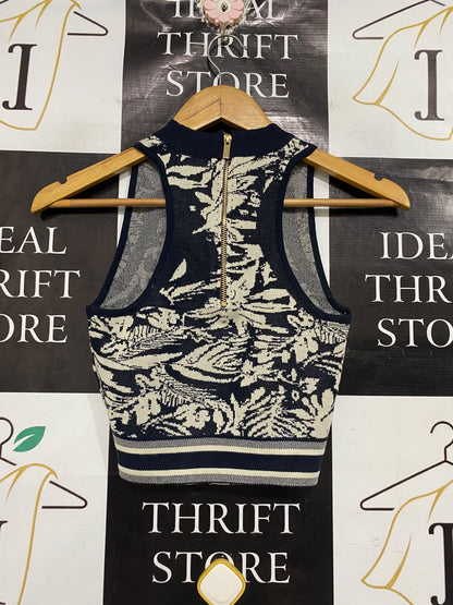 SHEIKE |S| BUST 13 | A71 |  NAVY & CREAM FLORAL JACQUARD KNIT CROP TOP