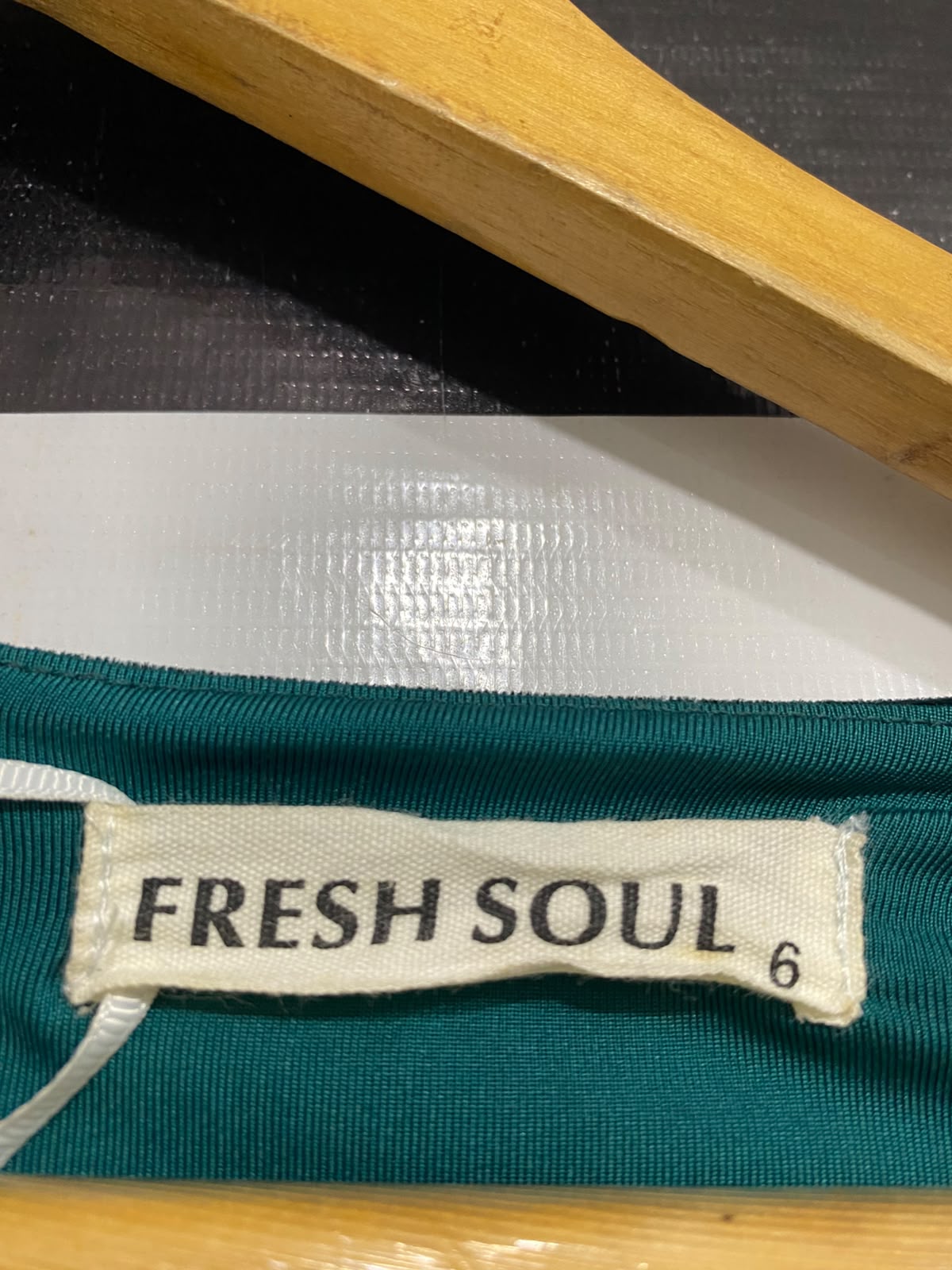 FRESH SOUL |S| BUST 14 | A71 |   EMERALD GREEN VELVET RUCHED LONG-SLEEVE DRESS